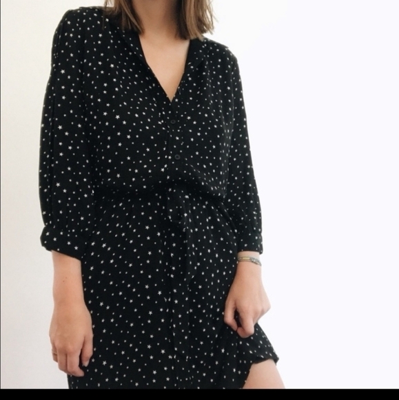 Banana Republic Dresses & Skirts - Banana Republic star print dress